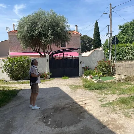 Bed & Breakfast La Coccinelle Nimes